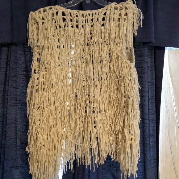 Shaggy vest - Picture 2 of 2